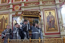 Вечерня с выносом Плащаницы  в Спасо-Преображенском кафедральном соборе 14 апреля 2017 г.