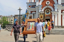 Крестный ход, посвященный дню памяти святых благоверных князей Петру и Февронии 08 июля 2017 г. Крестный ход, посвященный дню памяти святых благоверных князей Петру и Февронии 08 июля 2017 г.